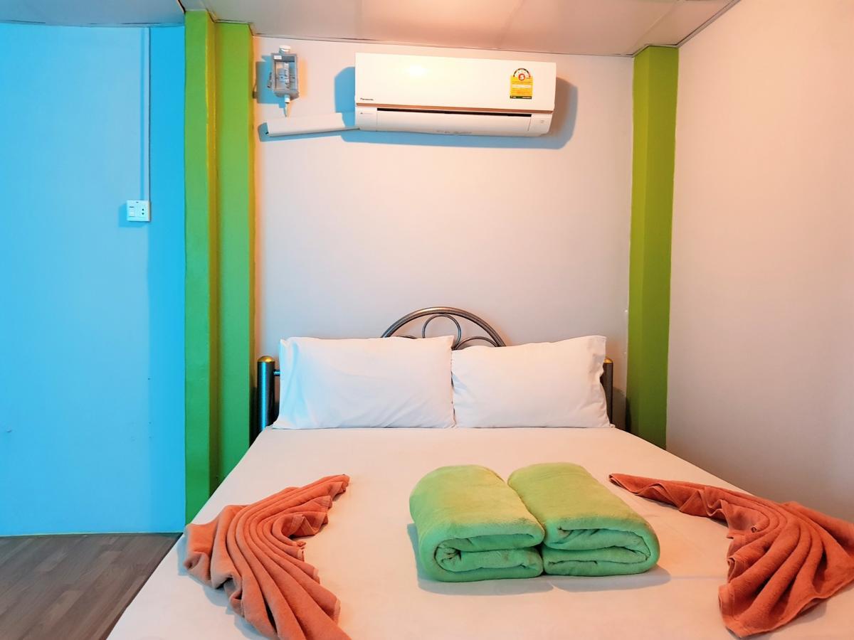 Zone6 Coworking Beach Apartment Old 2W Beach Hostel, Koh Samui Bophut Esterno foto