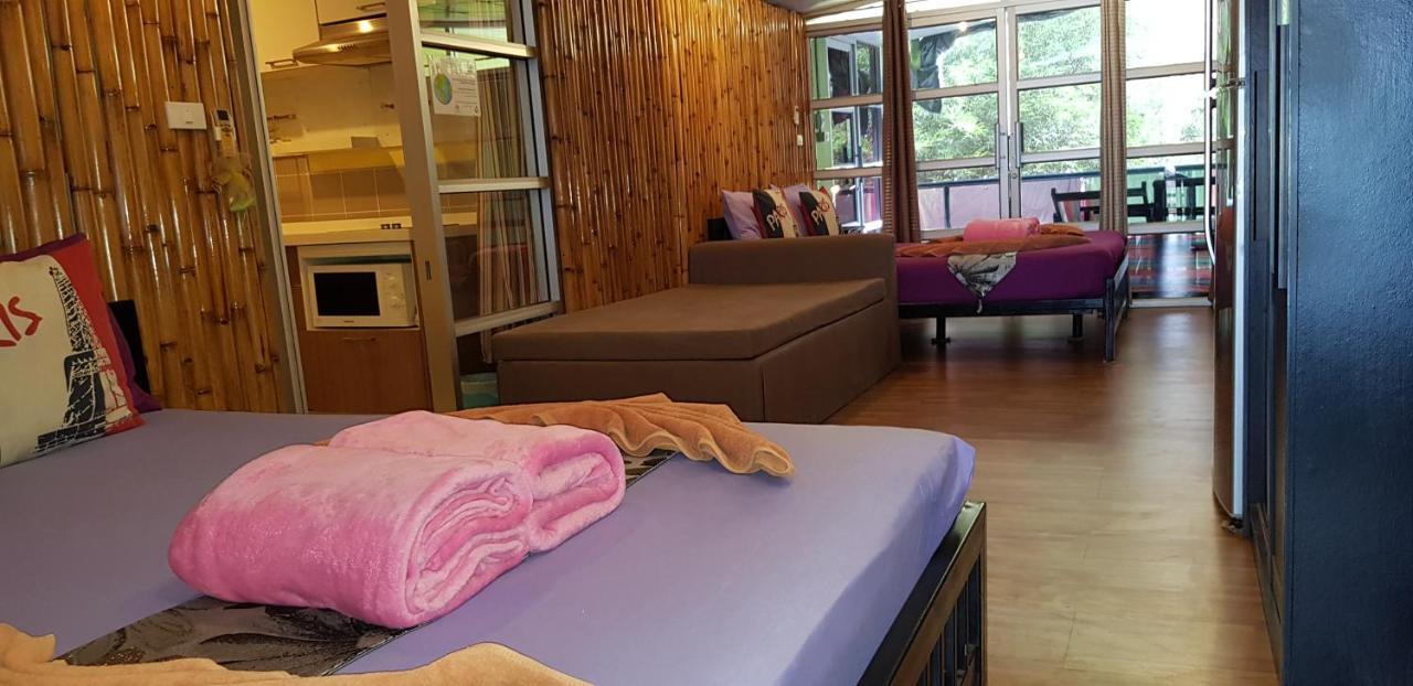 Zone6 Coworking Beach Apartment Old 2W Beach Hostel, Koh Samui Bophut Esterno foto