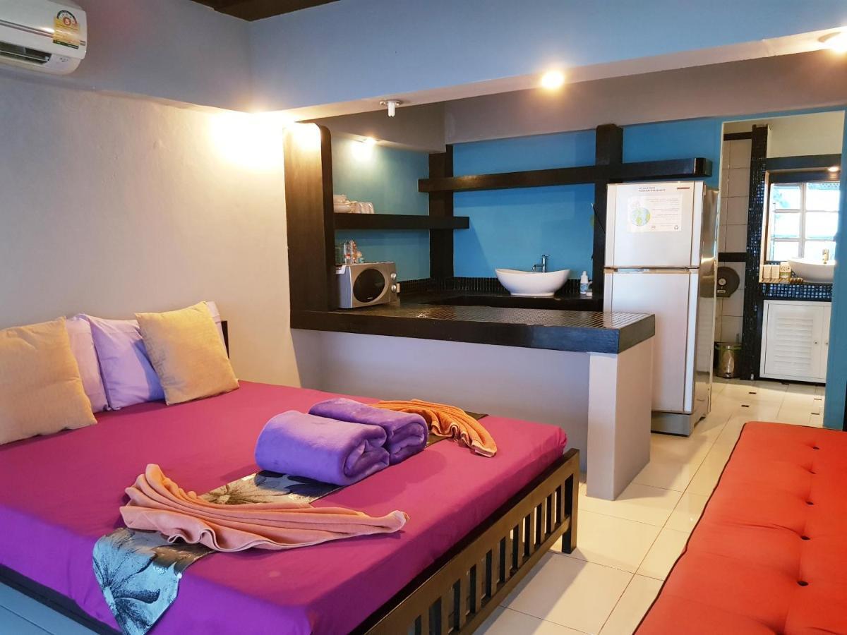 Zone6 Coworking Beach Apartment Old 2W Beach Hostel, Koh Samui Bophut Esterno foto